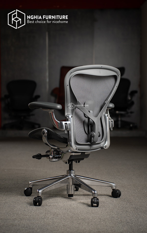 Ghế Herman Miller Aeron - Size B - Khung Nhôm - Xám Carbon after